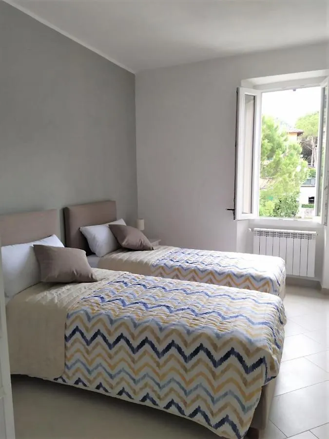 Apartment Domus Graziana - Lake Front Oliveto Lario