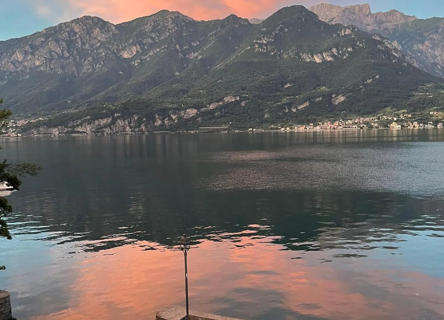 Domus Graziana - Lake Front Oliveto Lario Apartamento